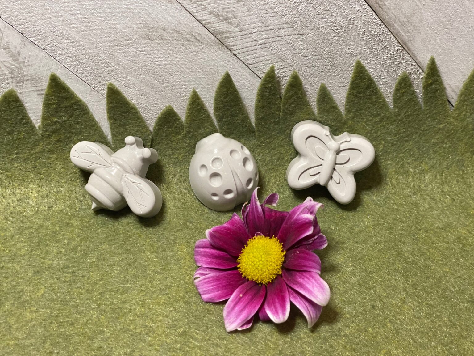 Concrete Tiny Insects Cement Creartions